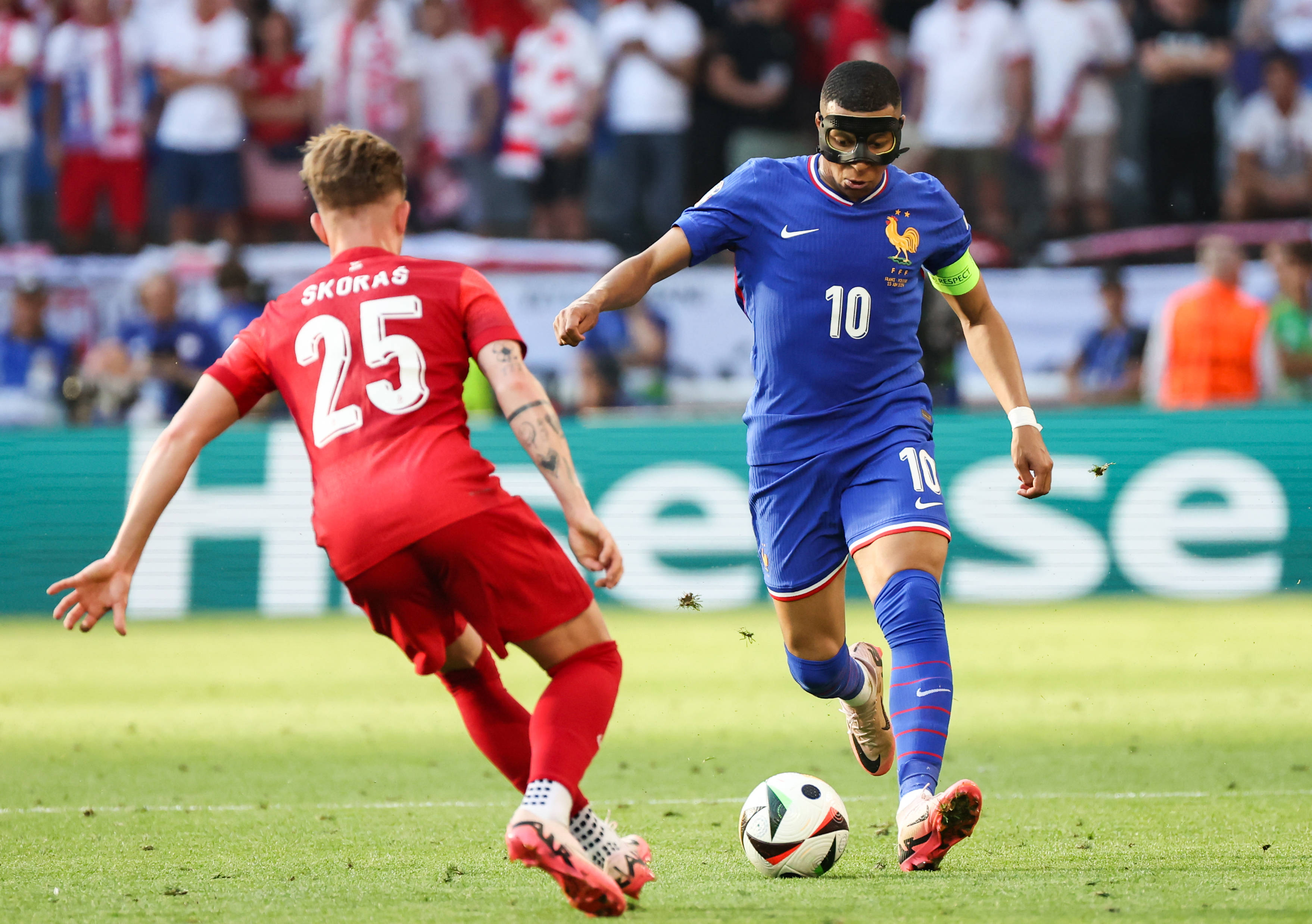 关于欧洲杯战术革新取得奇效，引发战术热潮的信息