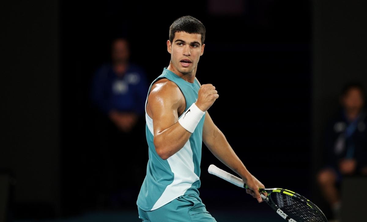 年终总决赛力克澳网，德约科维奇扛起全队